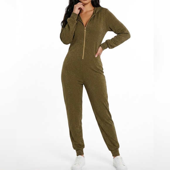 SAVAGE X FENTY Green gold Sparkly Hooded zip
Onesie Jumpsuit size large NWOT - Picture 2 of 8